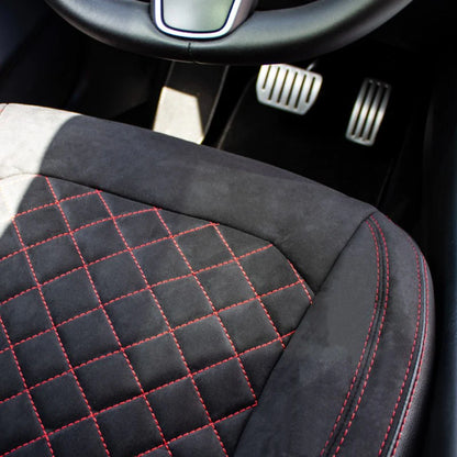 Exclusive 07 - Perforated Black Alcantara® x Black Leather (red)